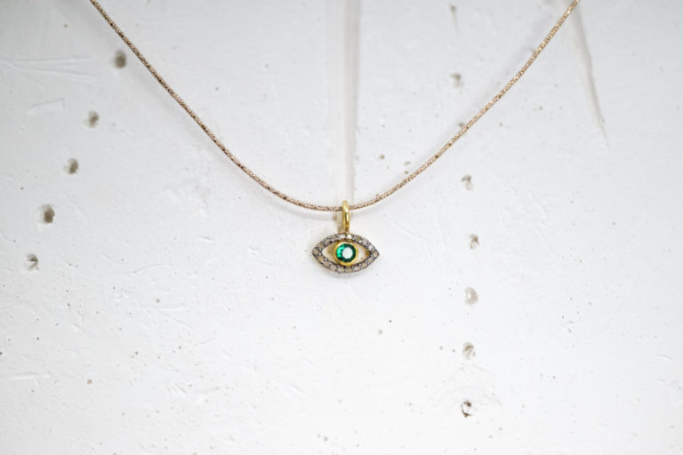 Collier cordon Eyes