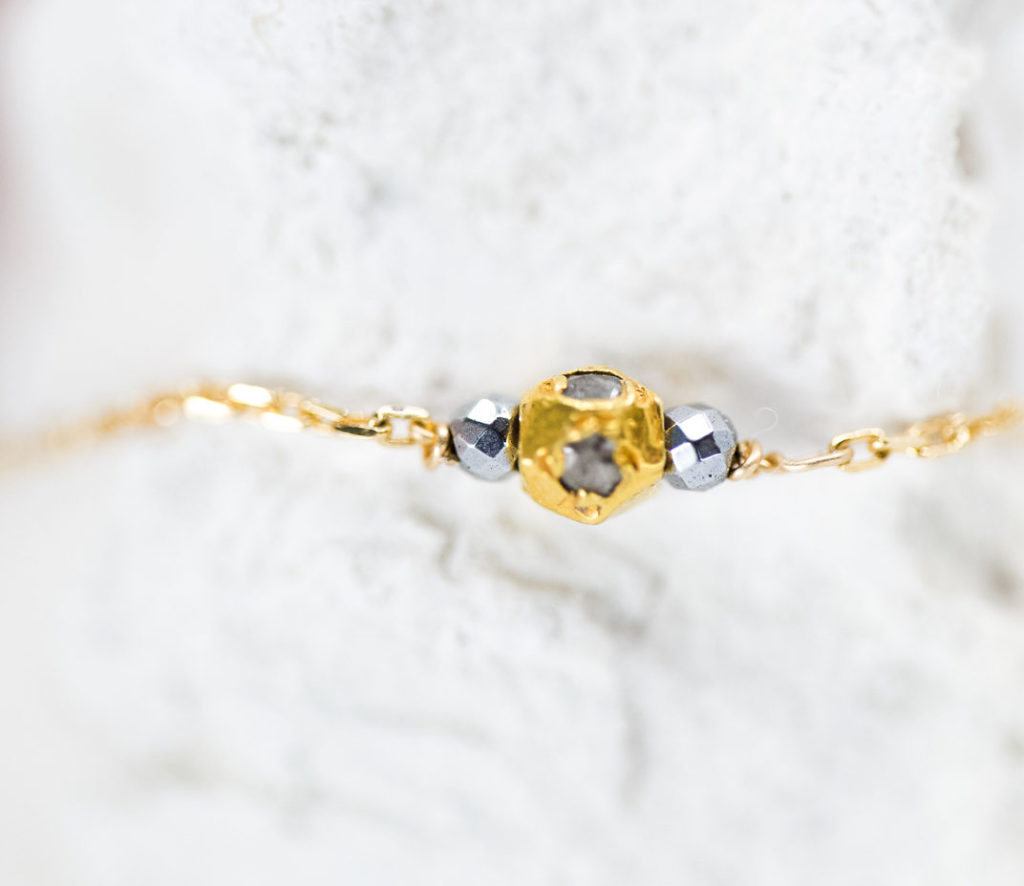 Collier Eclipse